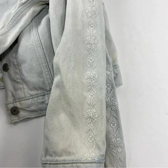 Levis Girls Youth Size Large Denim Jacket Light Wash Floral Sleeves SEE ALL. - Picture 7 of 10